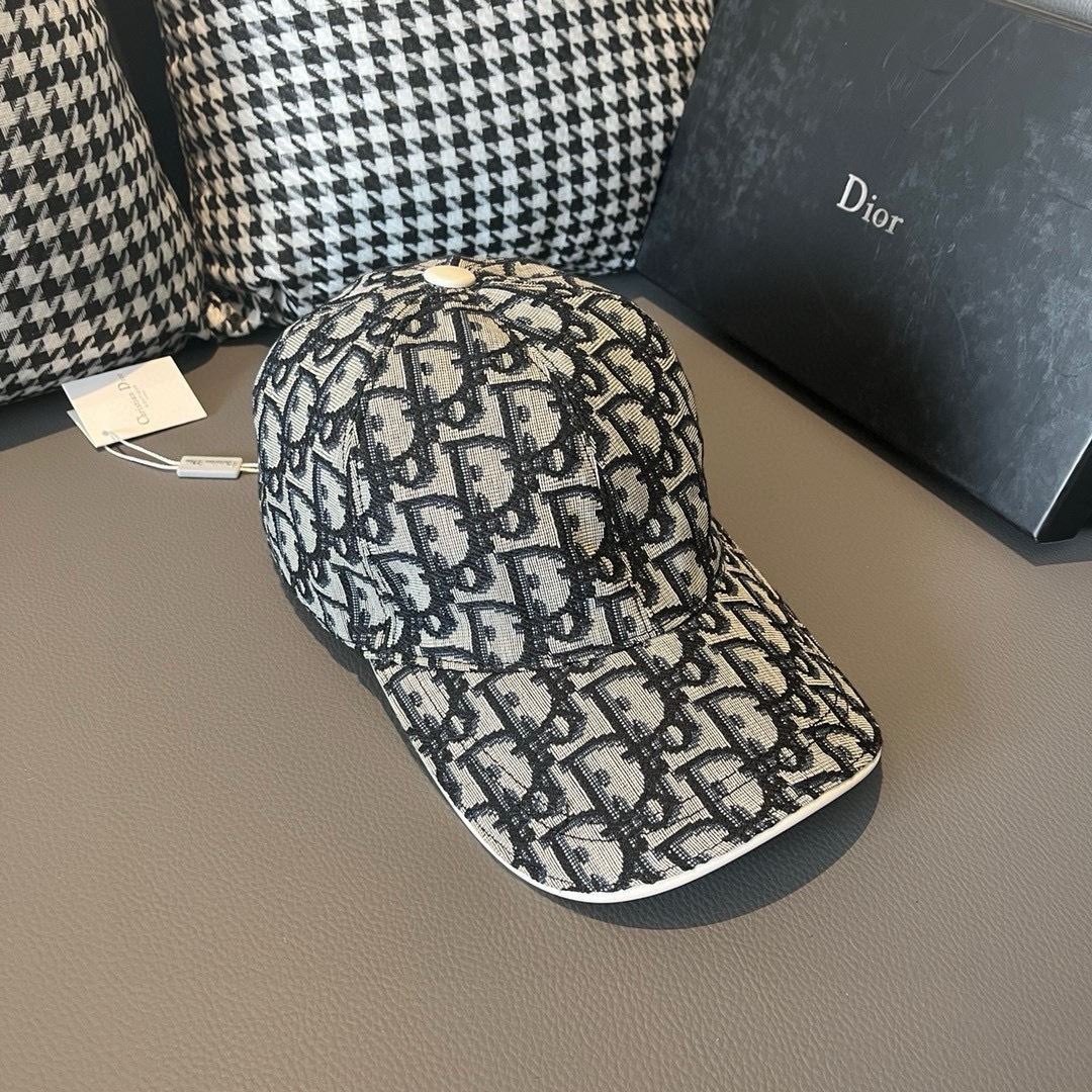 Christian Dior Caps